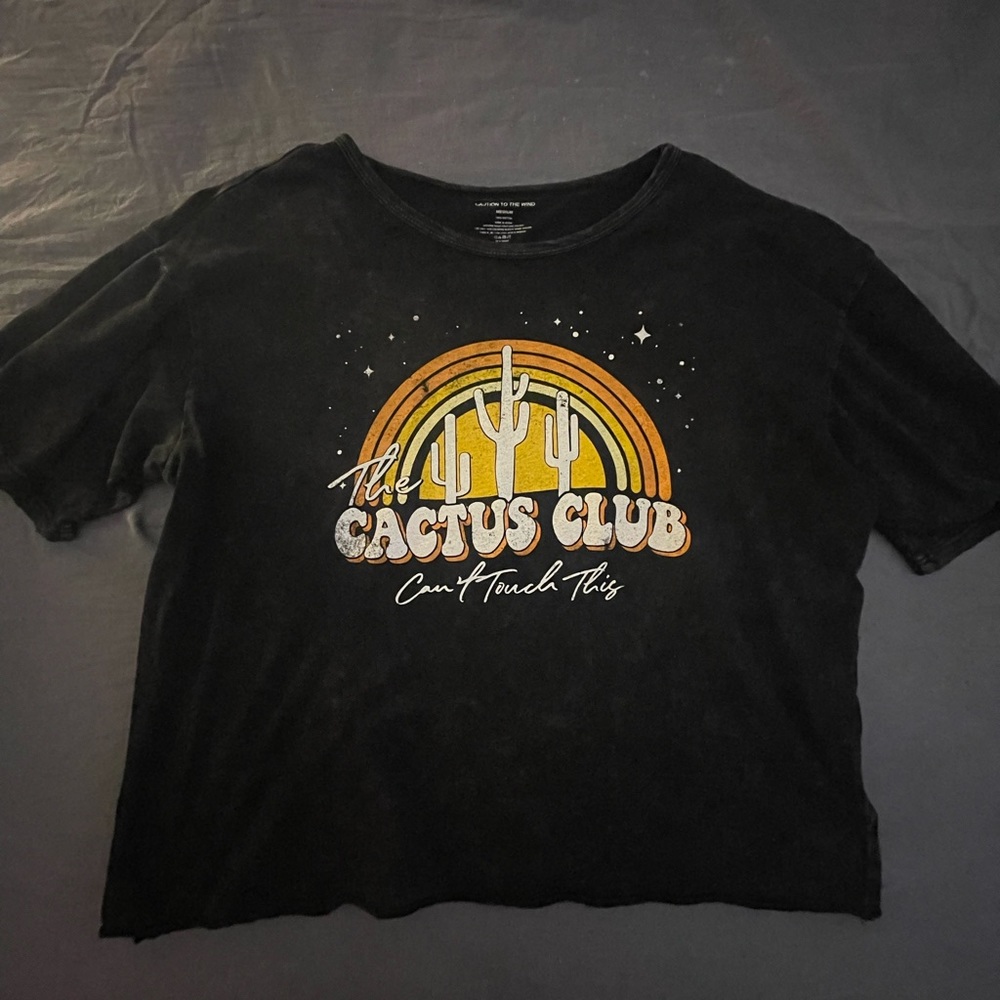 Cute crop shirt